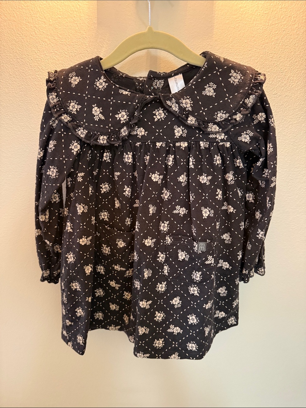 Girls' Black Floral Ruffled Collar Dress